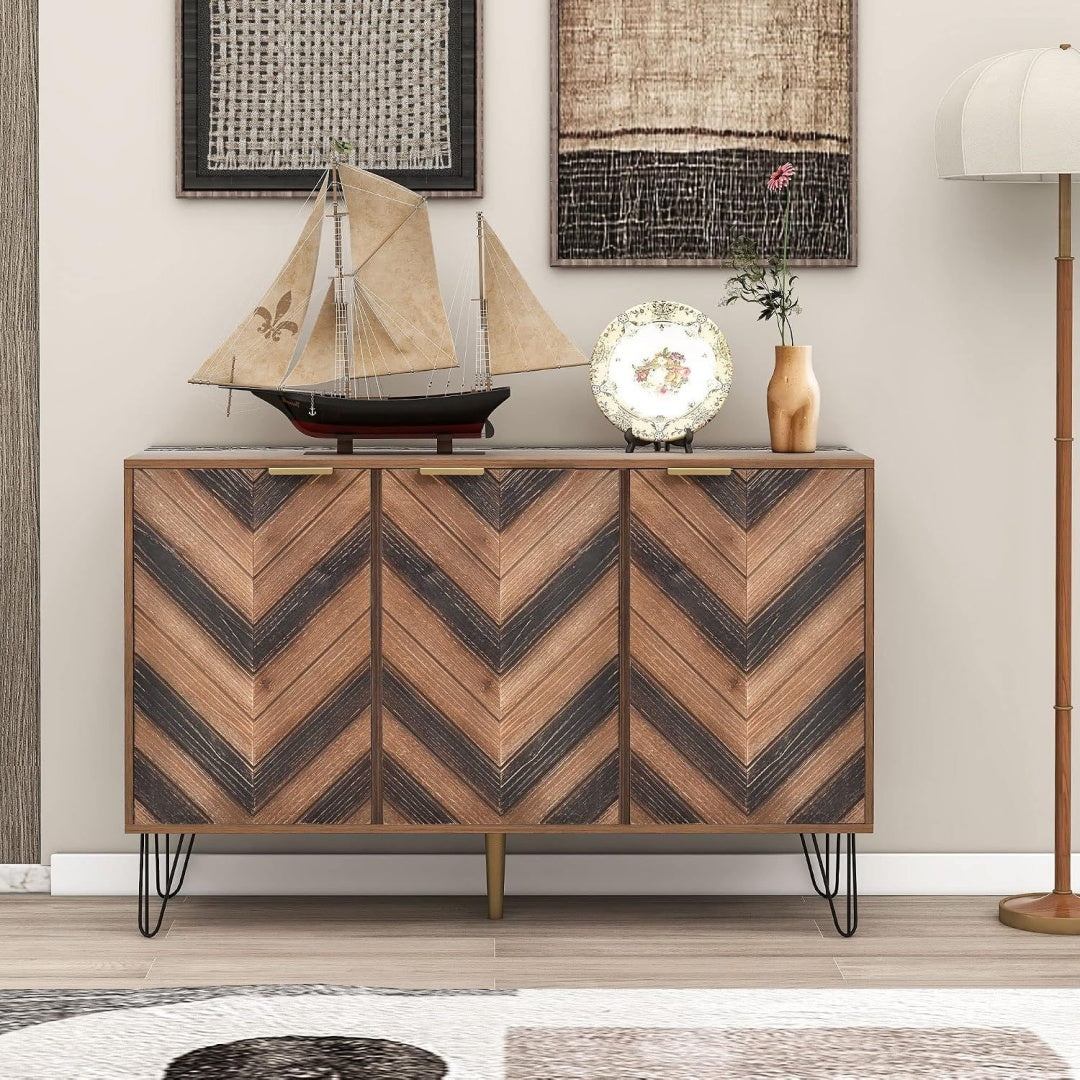 Une touche de caractere, buffet avec portes, avec etageres dans un ton naturel et bois naturel