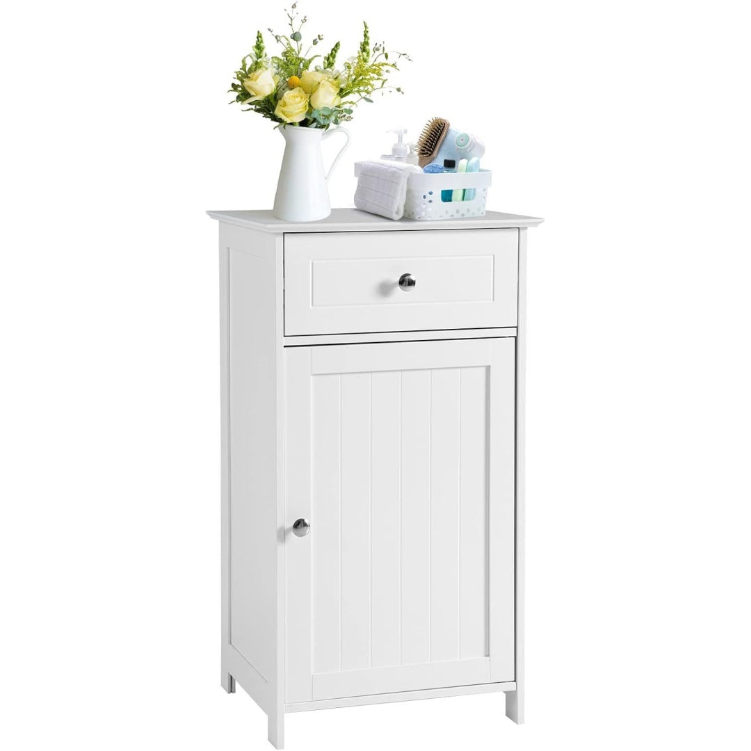 Pour un interieur harmonieux, commode avec tiroirs, avec portes en finition blanc