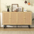 Une touche de caractere, buffet avec portes, aux accents metalliques dans un ton noir et naturel