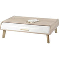 Pour un interieur harmonieux, table basse aux lignes soignees en finition blanc et chene